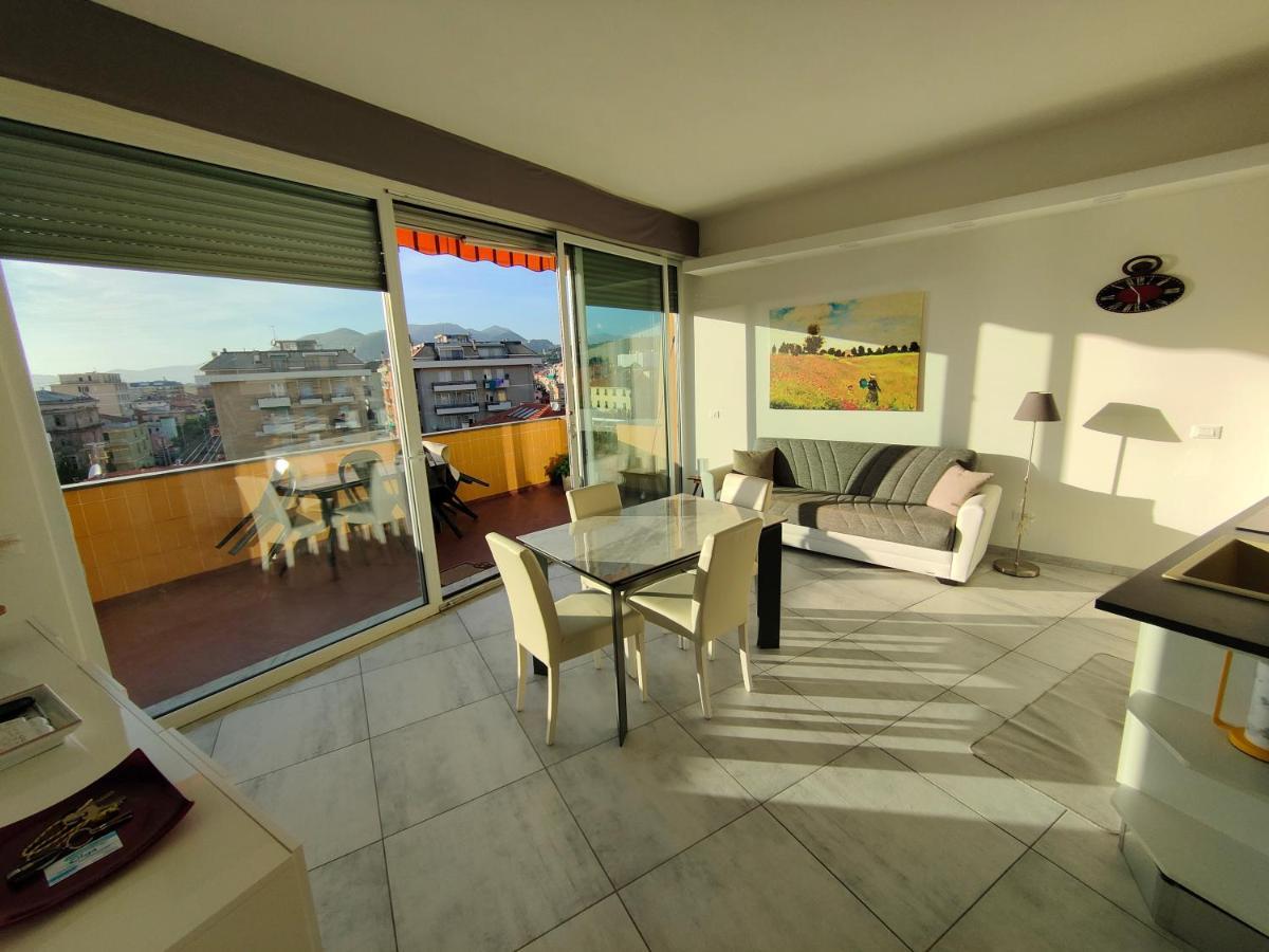 Elenaesimone Apartment Lavagna Luaran gambar