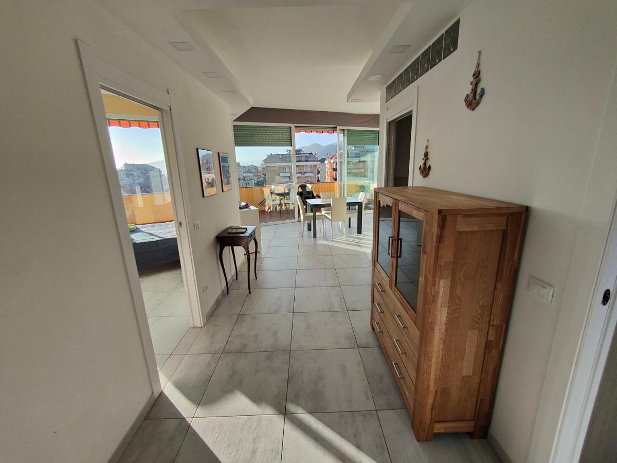Elenaesimone Apartment Lavagna Luaran gambar